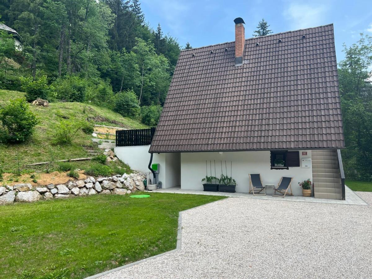 Our Forest House Tržič المظهر الخارجي الصورة